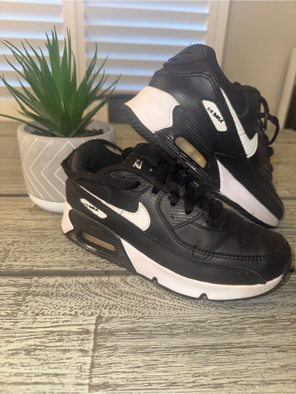 Nike Kids' Air Max 90,  Black and White, Sz 3